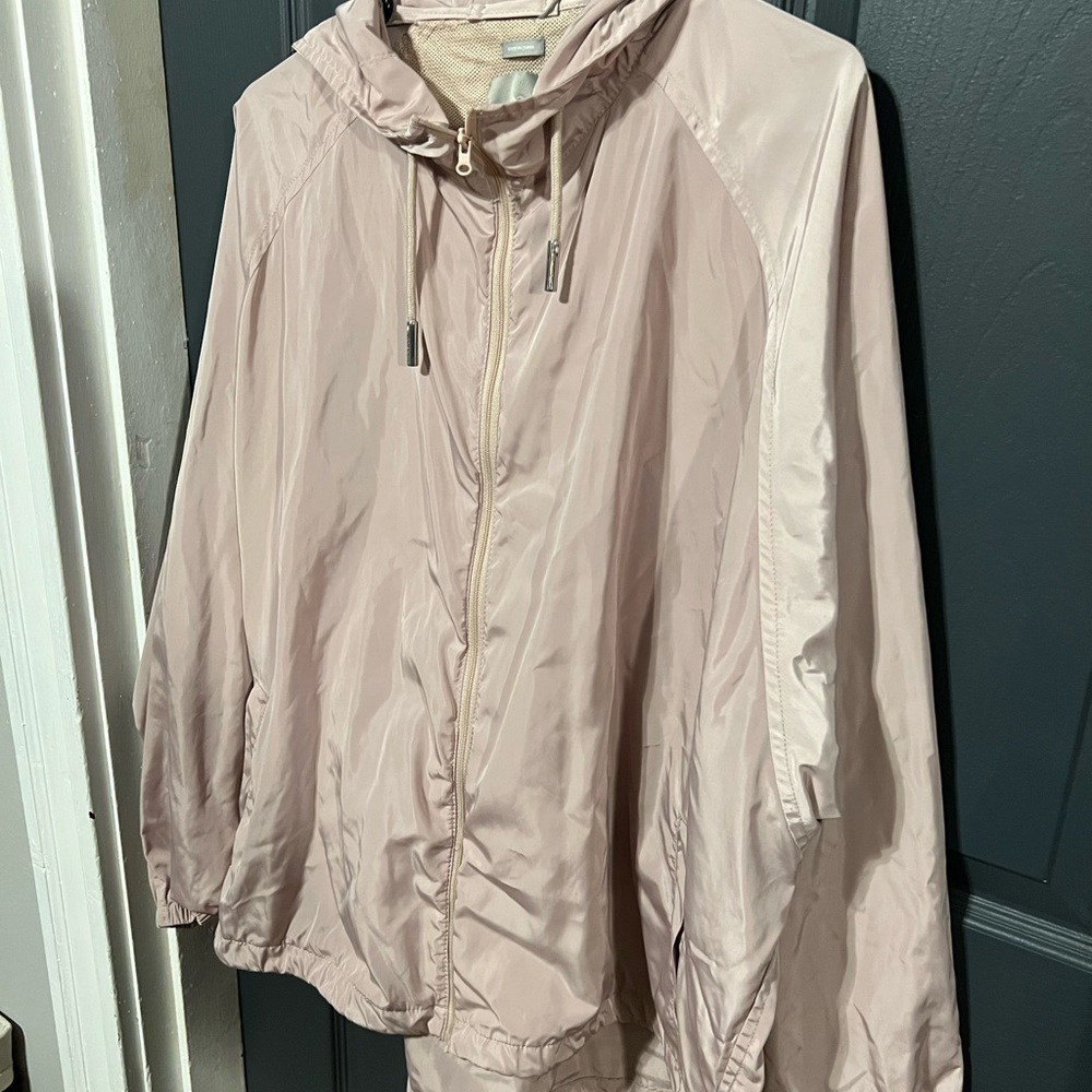 NWT Rain / Wind Jacket 1X SOIA & KYO